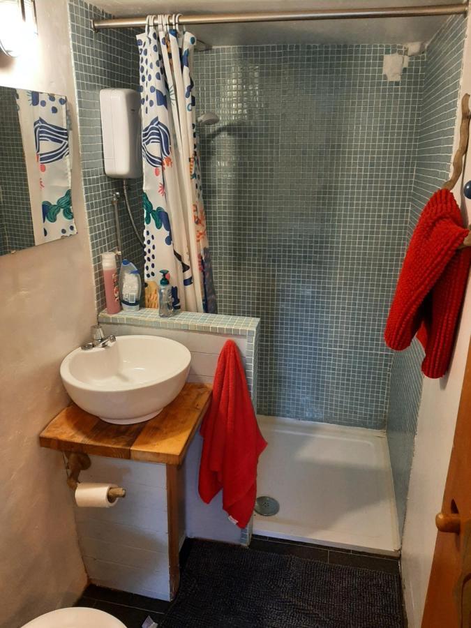 Y Smithy Apartment Llanybyther Екстериор снимка